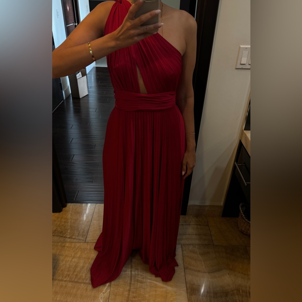 Red maxi one shoulder gown by Jill Stewart